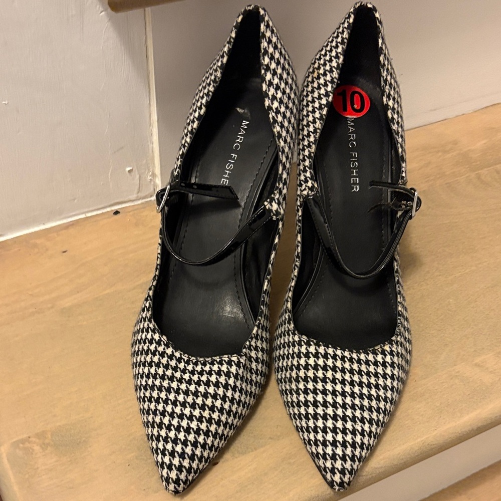 Marc Fisher Houndstooth Black and White Heels